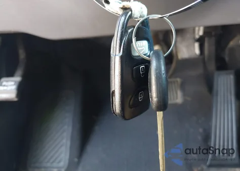 2013 Hyundai Sonata Gls z USA, uszkodzony, nr VIN 5NPEB4ACXDH810969